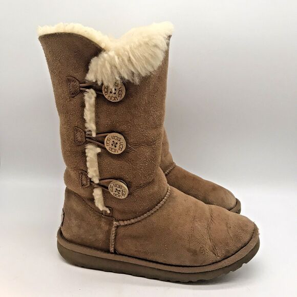 Shoes - UGG Australia Chestnut Bailey Button Triplet Winter Boots 1962 Women's 5 Sherpa